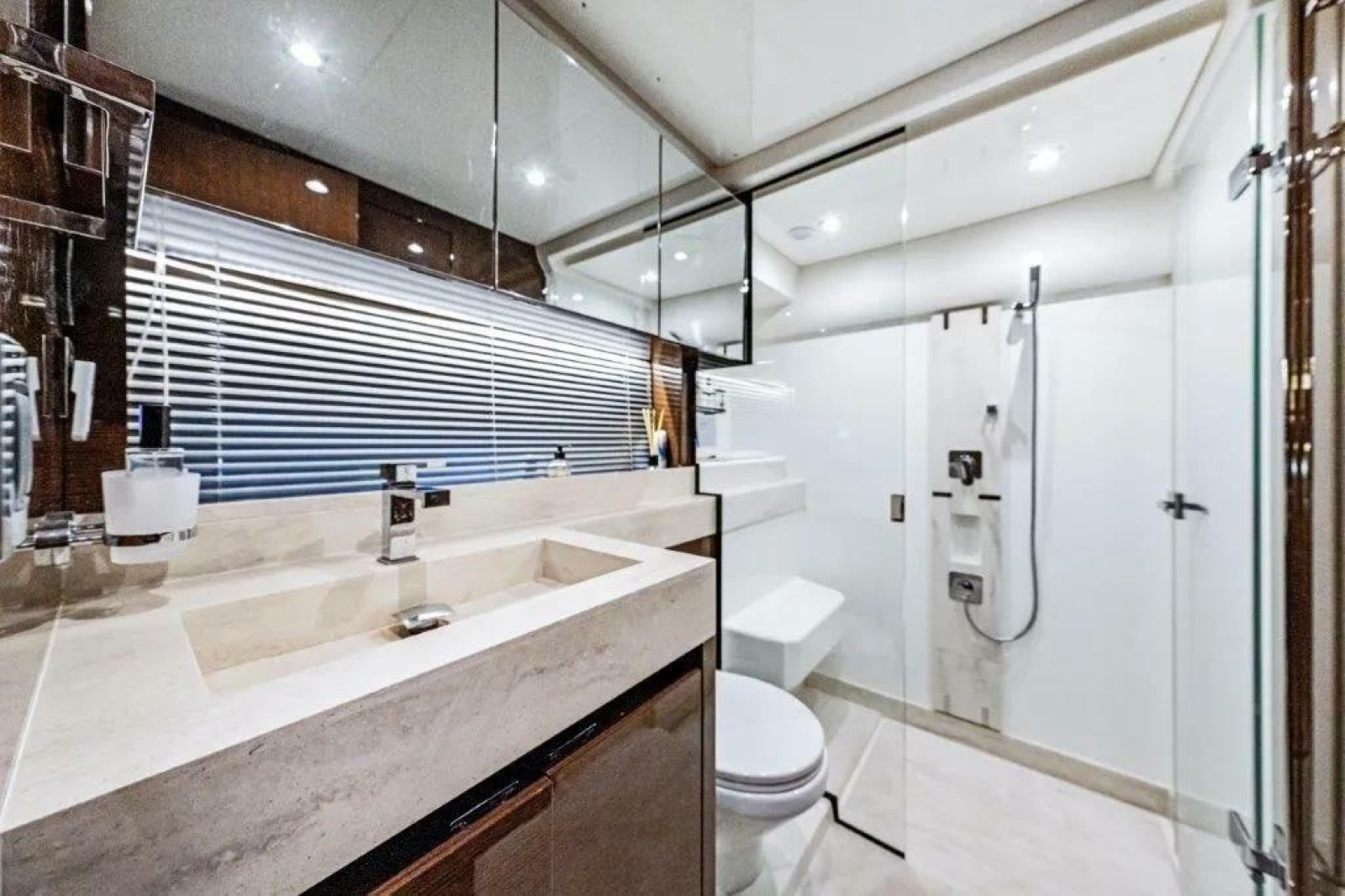 59ft Prestige Yacht For Sale