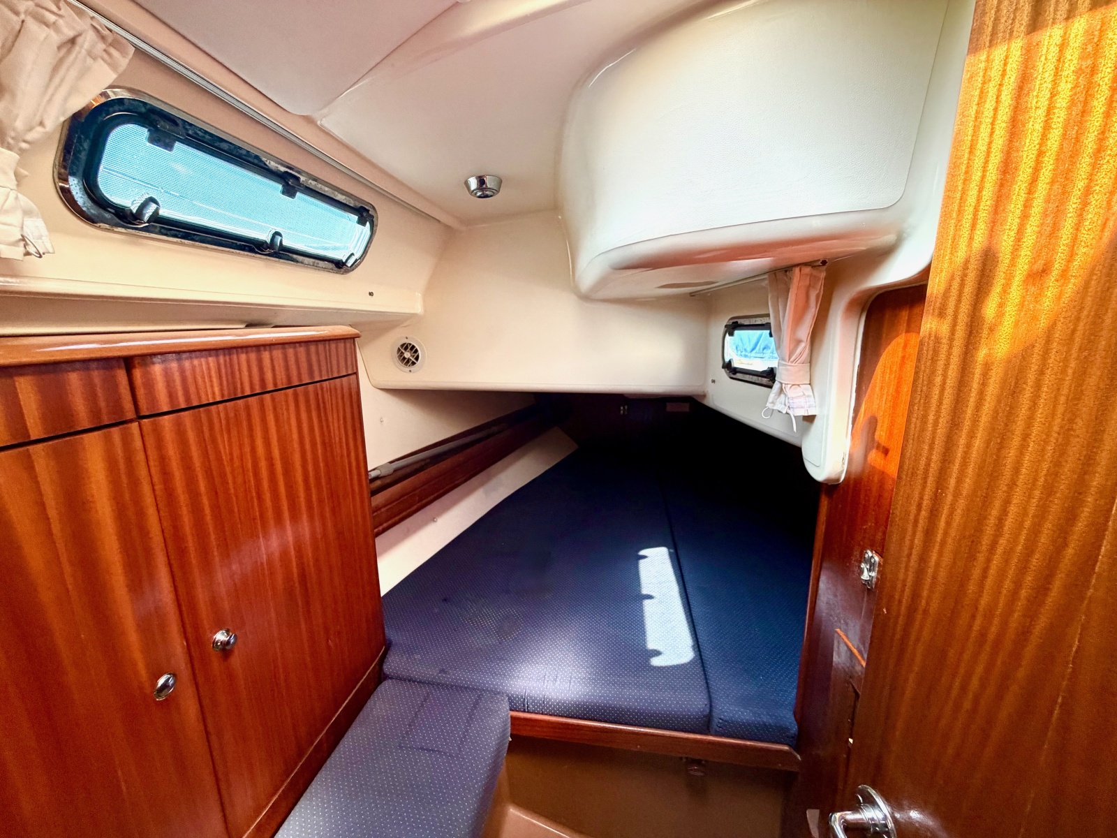 2002 Bavaria 44