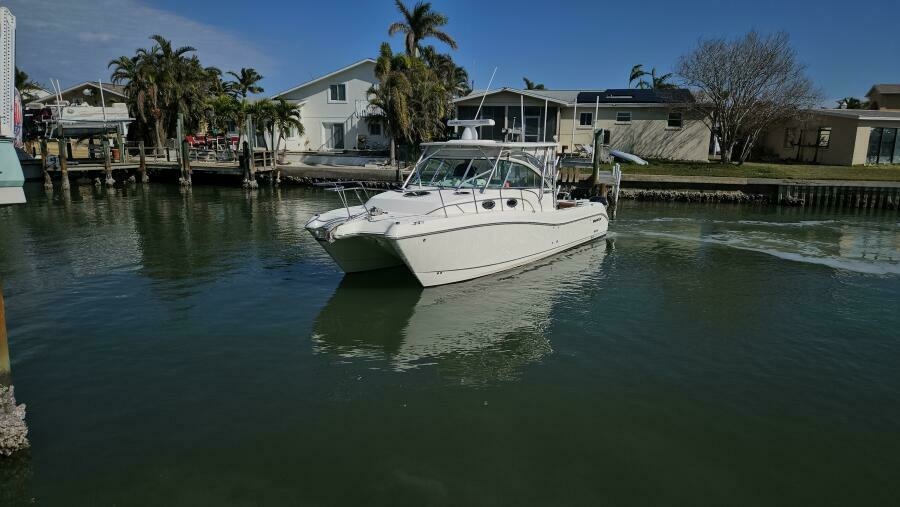 2008 World Cat 320 EC