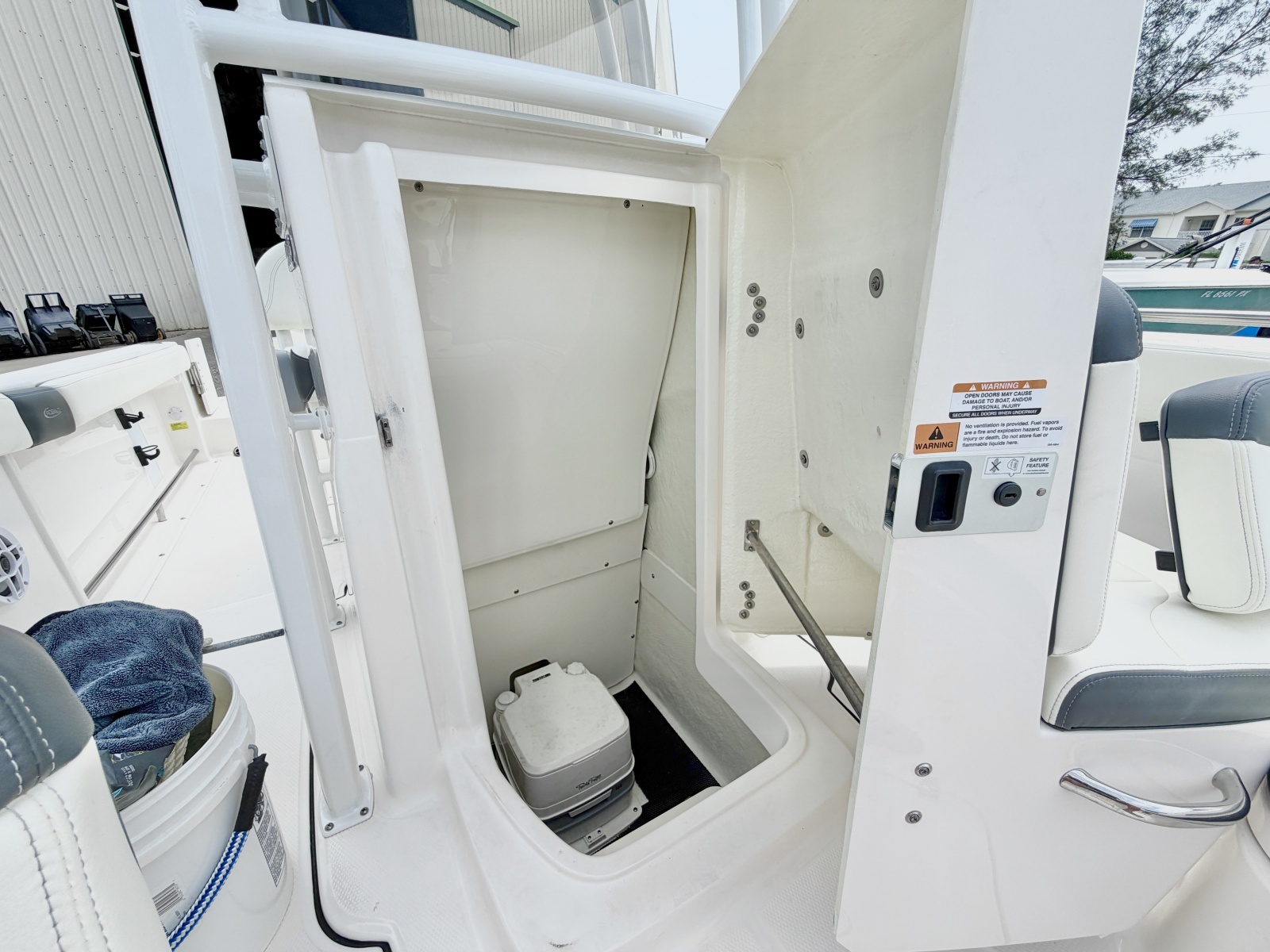22ft Robalo Yacht For Sale