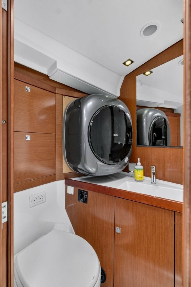 2013 Beneteau Oceanis 45
