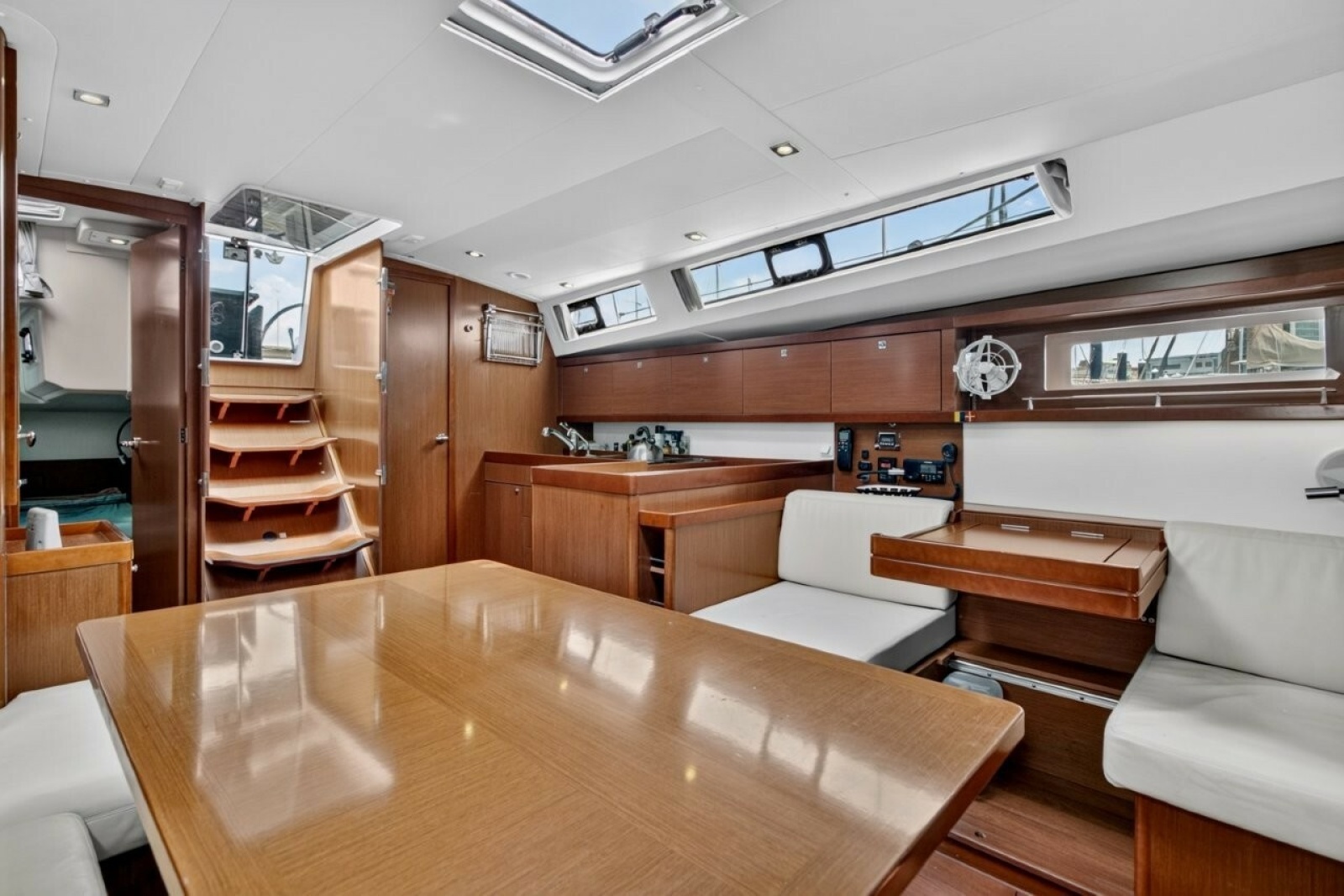 2013 Beneteau Oceanis 45
