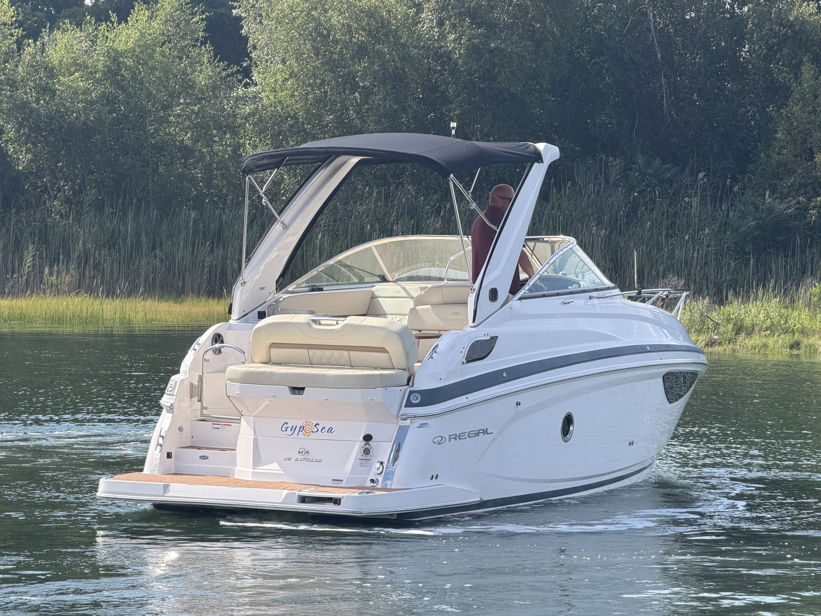 2020 Regal 28 Express