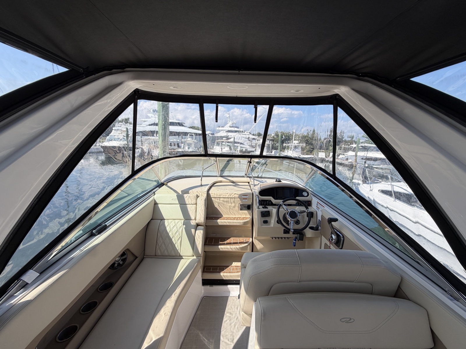 2020 Regal 28 Express