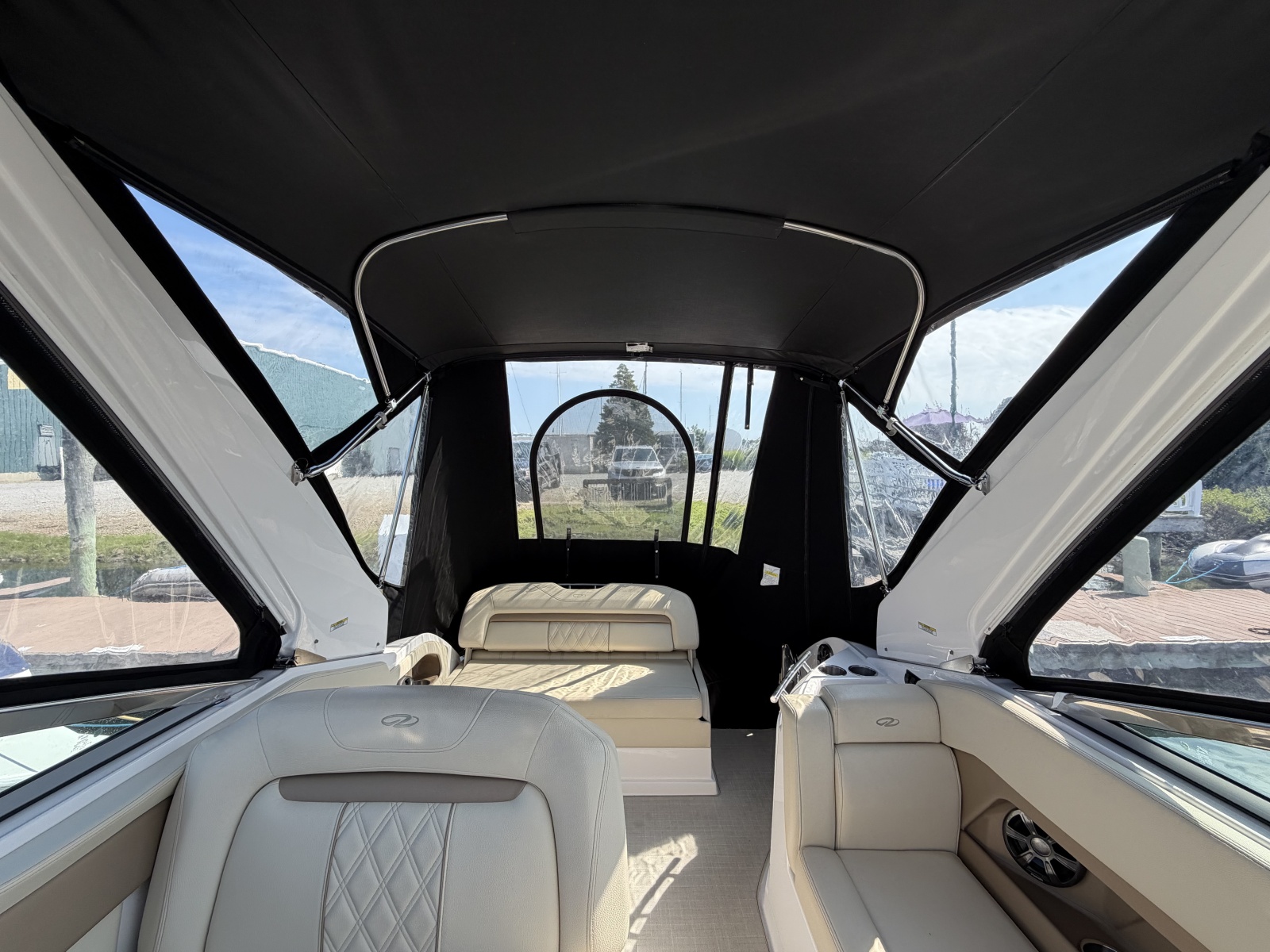 2020 Regal 28 Express