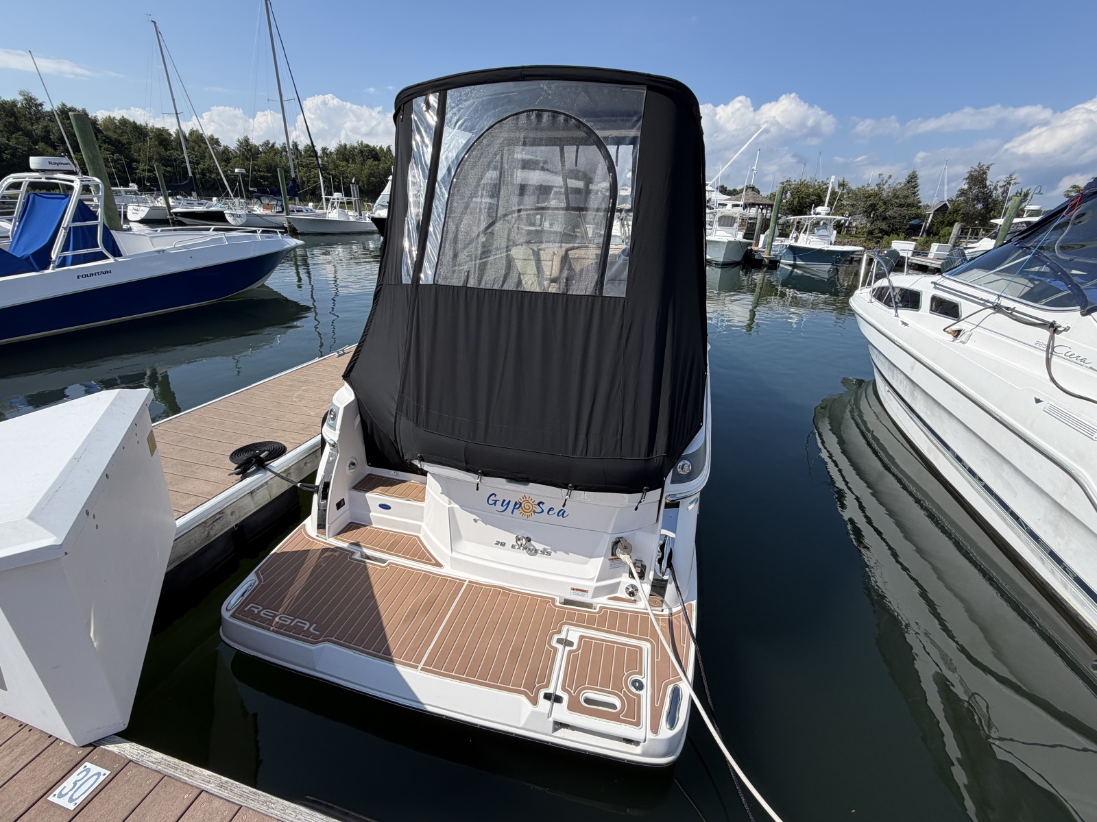 2020 Regal 28 Express