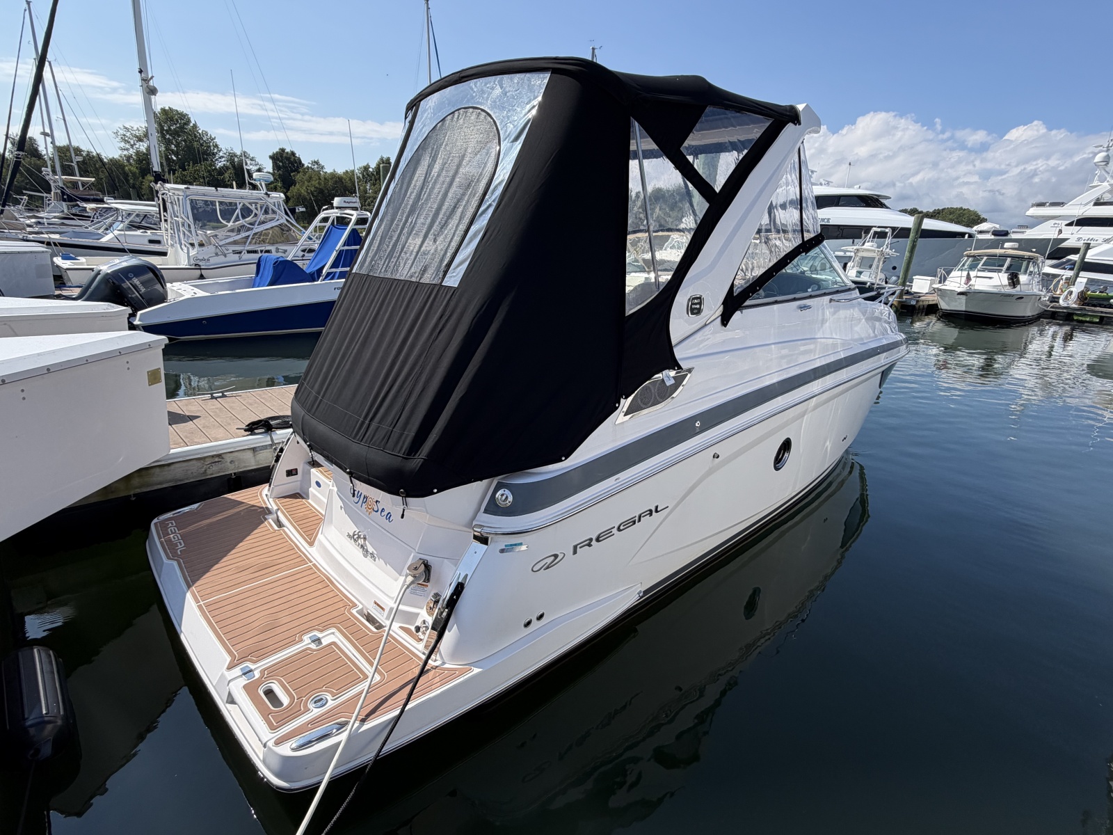 2020 Regal 28 Express