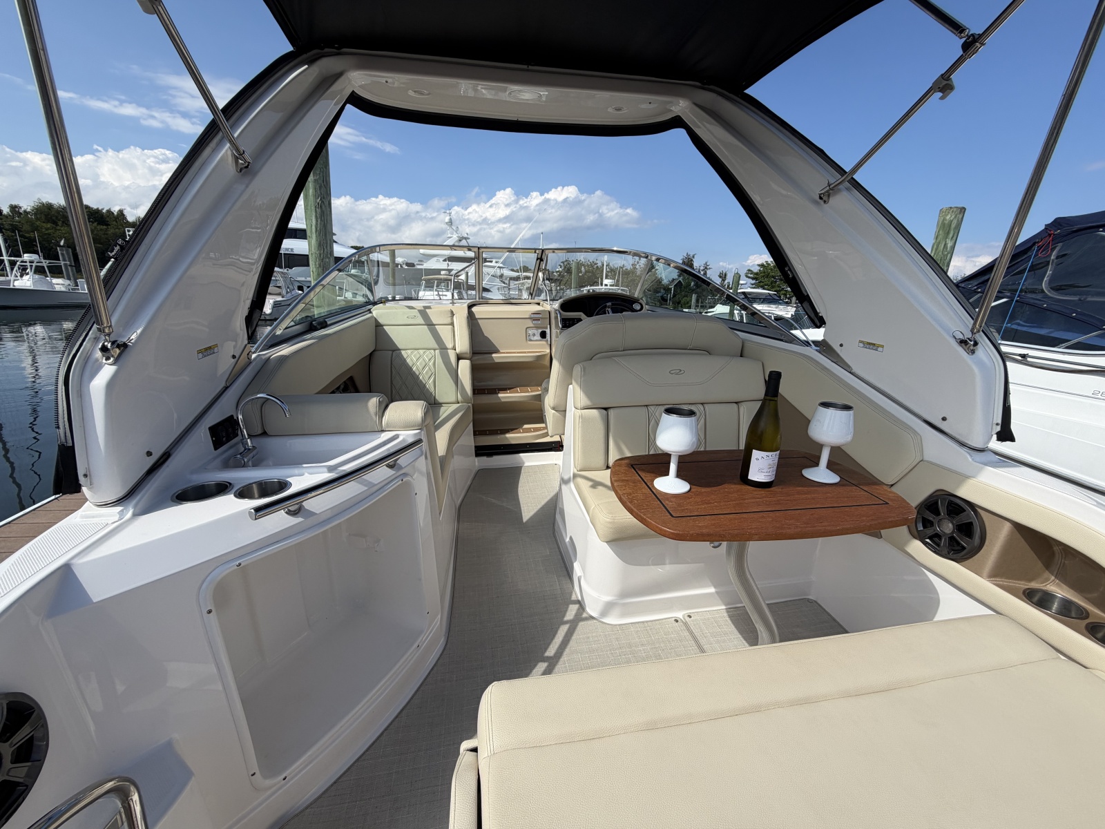 2020 Regal 28 Express