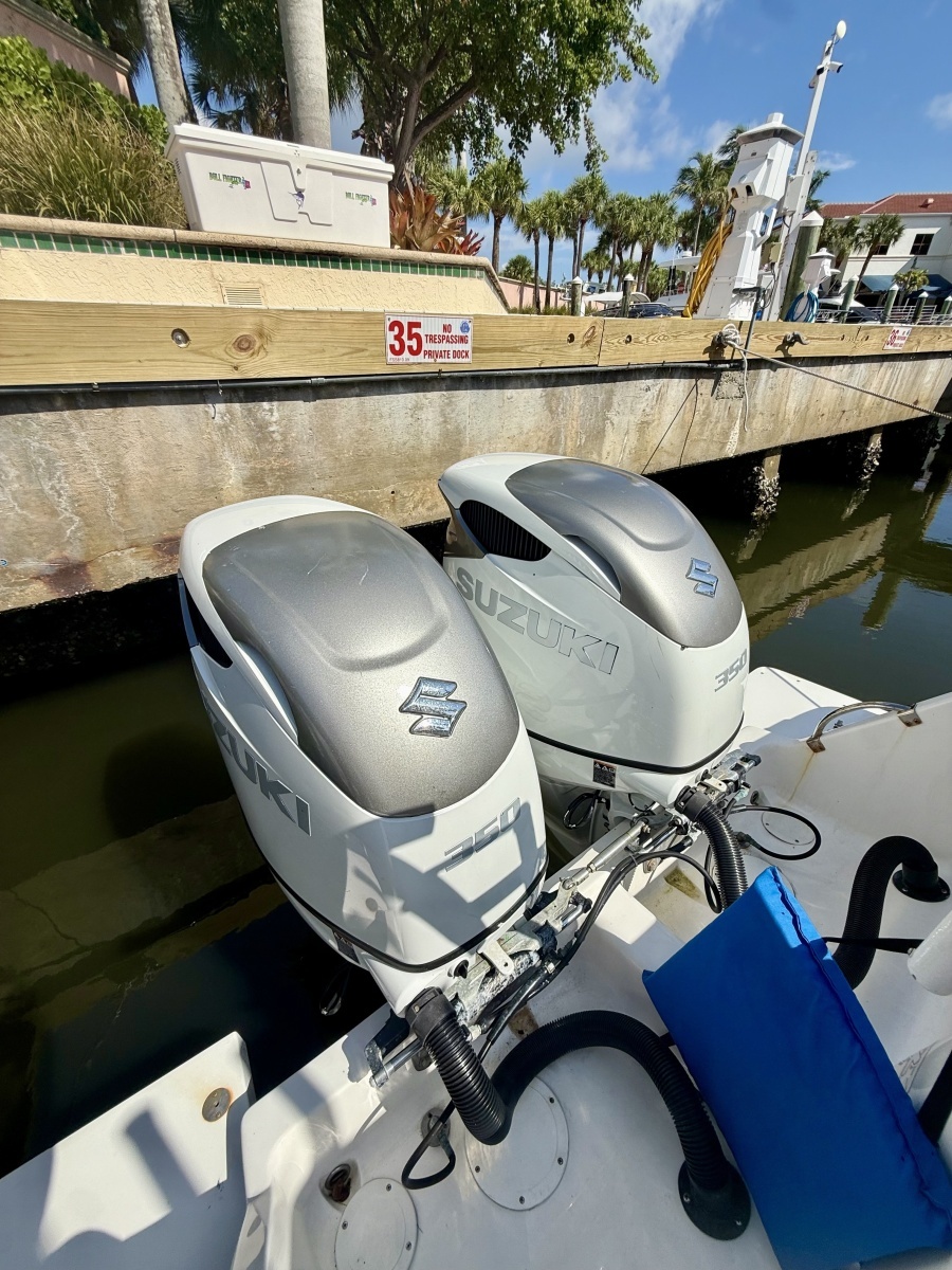 2008 Intrepid 377 Walkaround