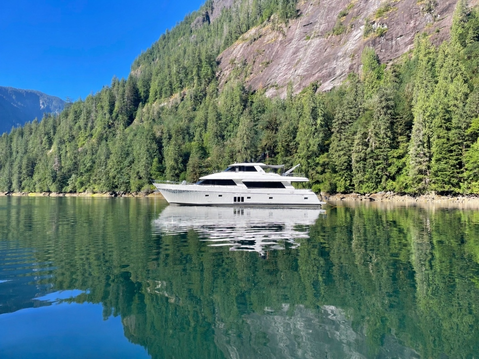 2012 Ocean Alexander 90 Skylounge