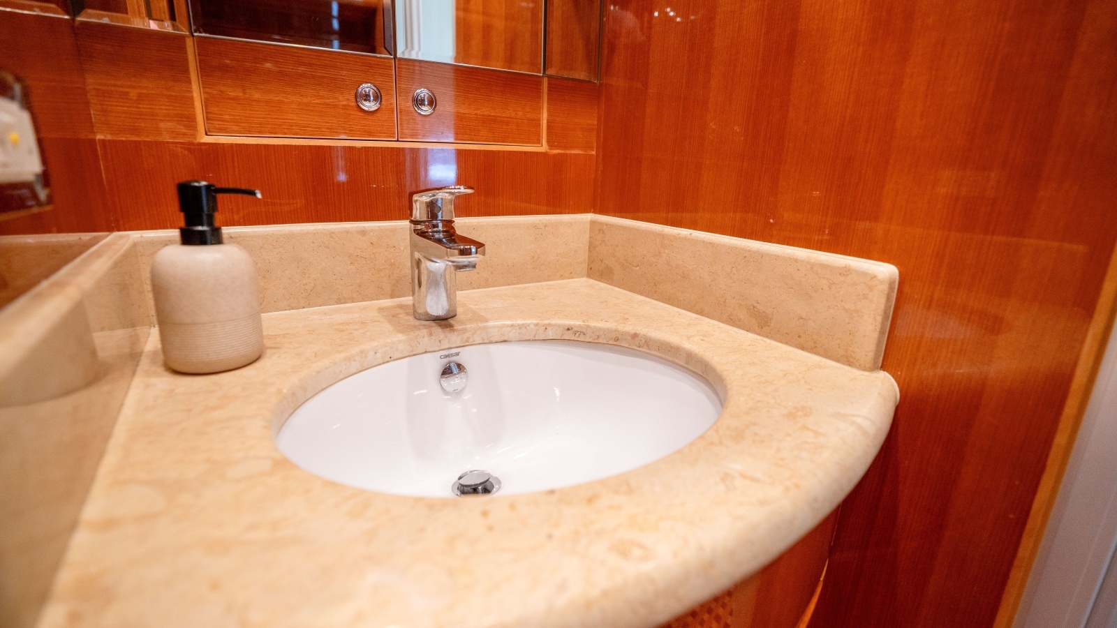 2015 Monte Fino Motor Yacht