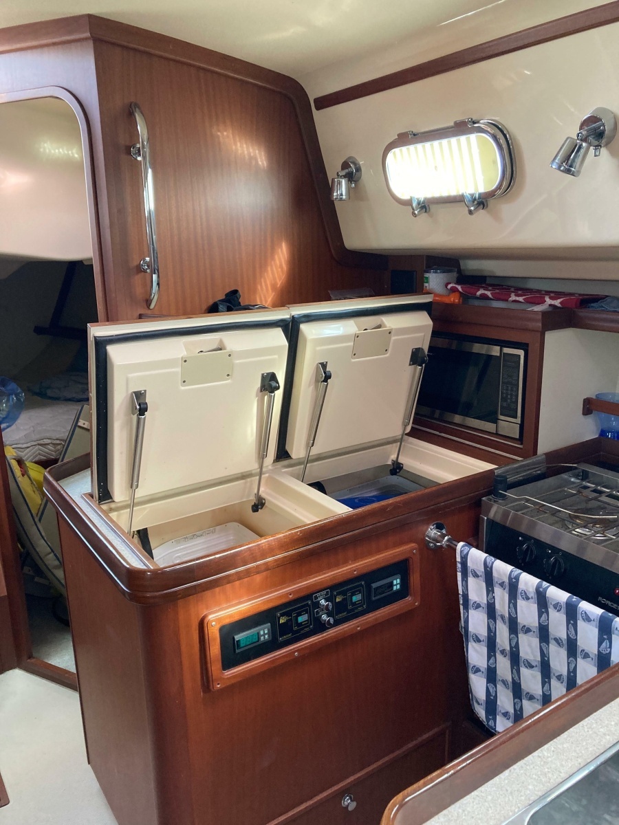 Chimera 37ft Island Packet Yacht For Sale