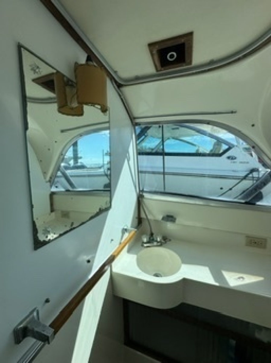 1972 Bertram 31
