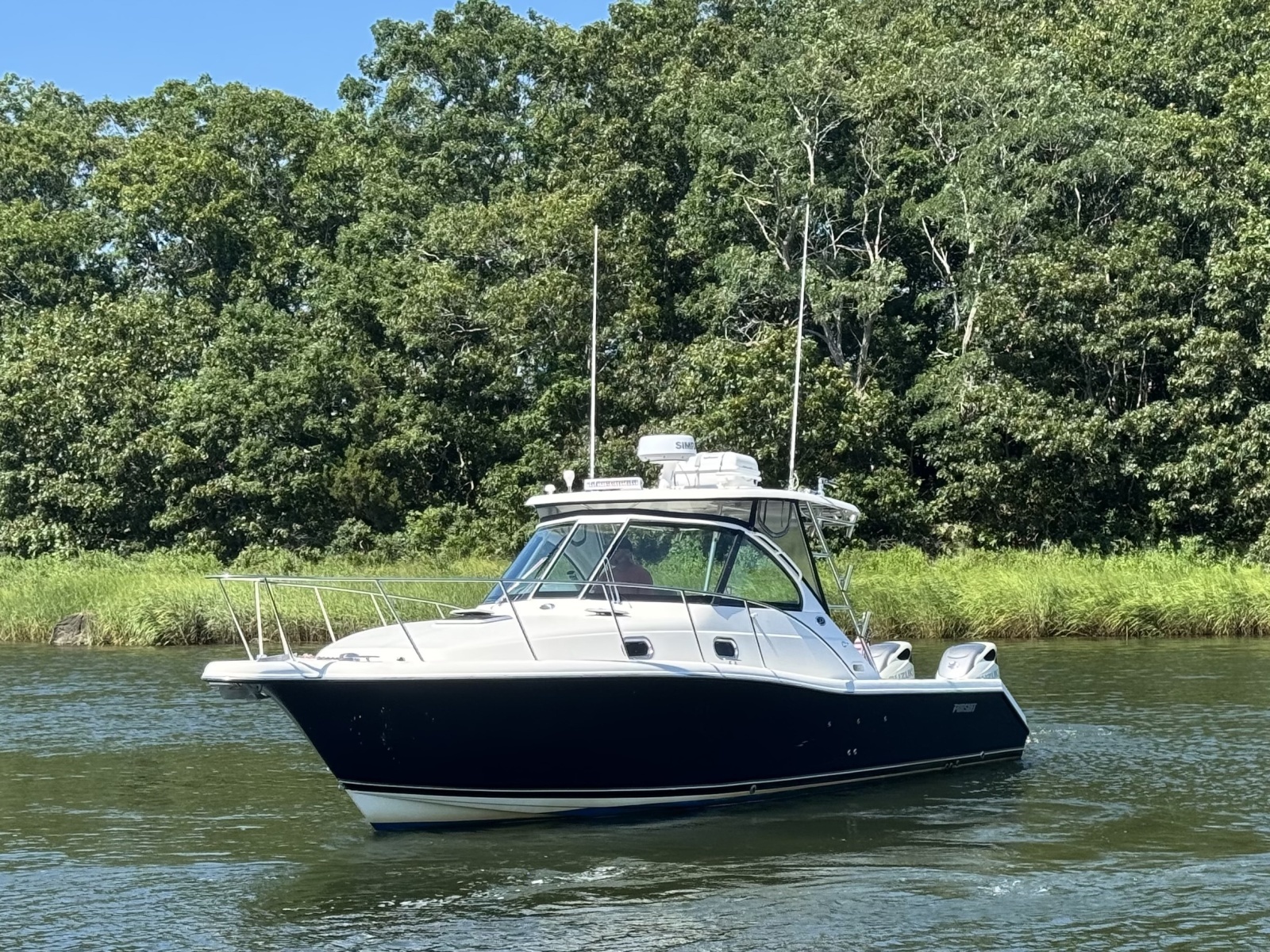 2006 Pursuit 3370 Offshore