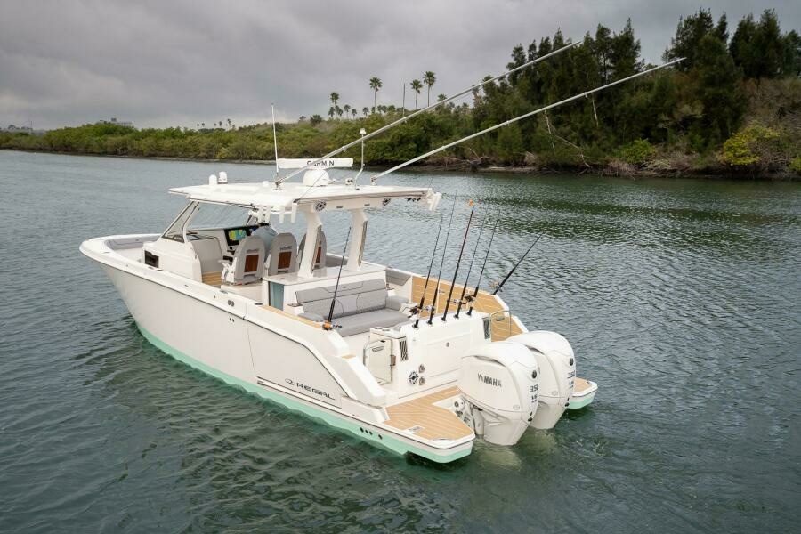 34ft Regal Yacht For Sale