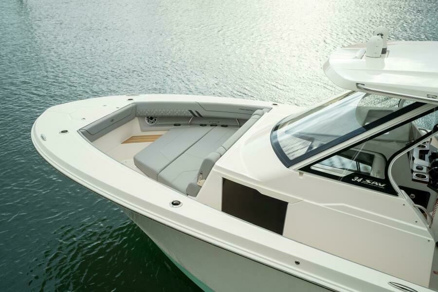 34ft Regal Yacht For Sale