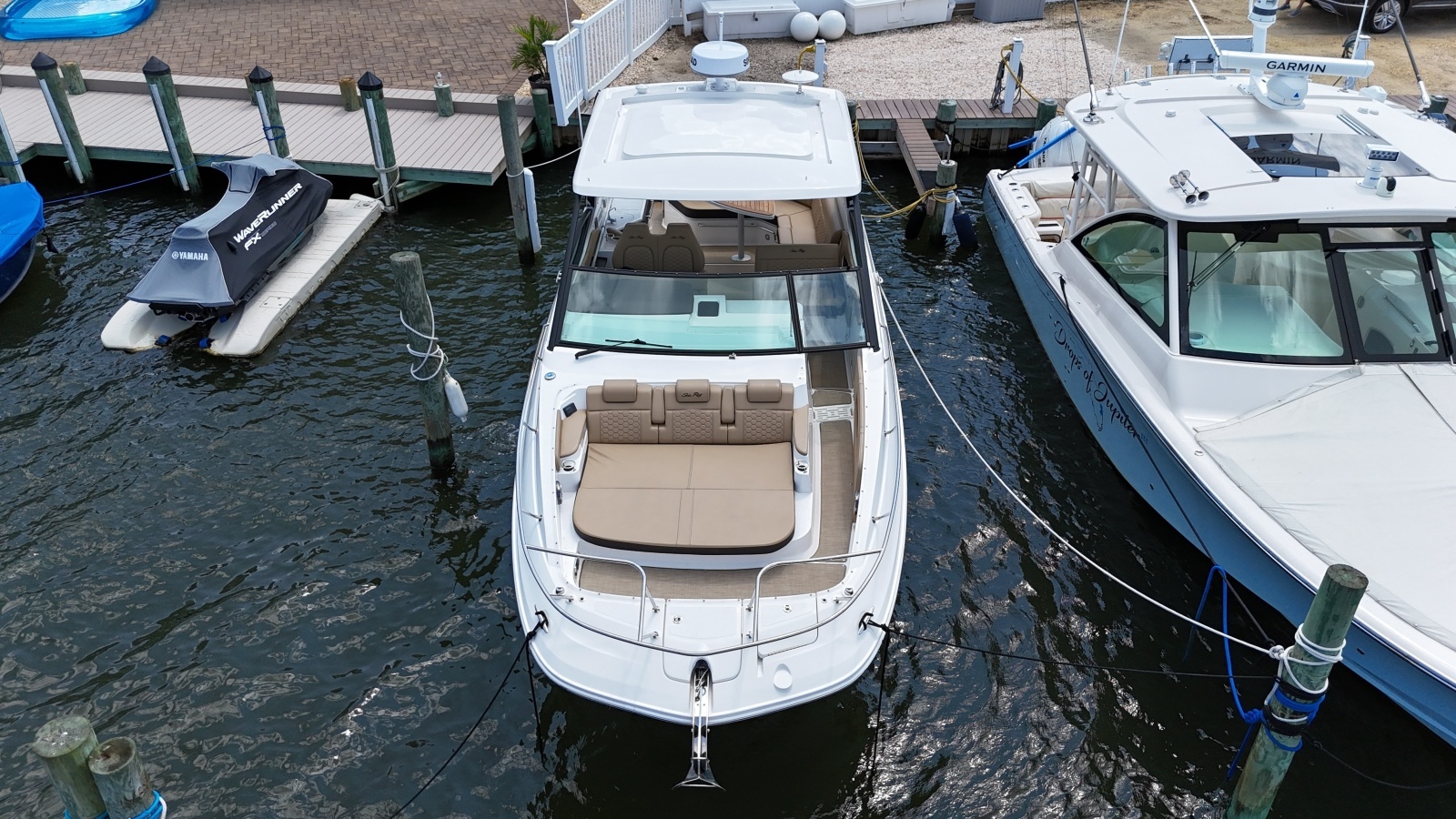 2025 Sea Ray 320 Sundancer OB
