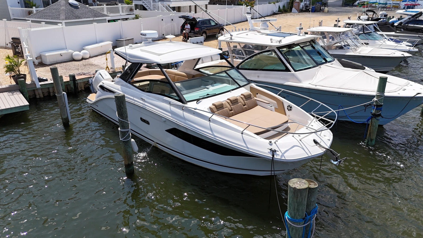2025 Sea Ray 320 Sundancer OB