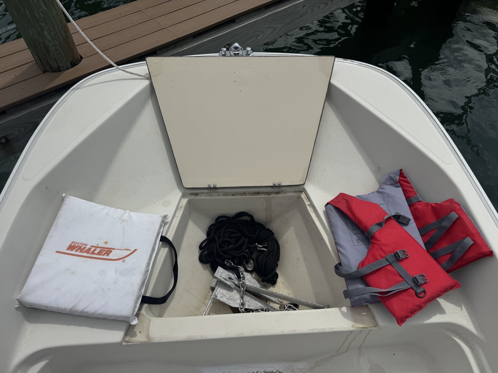 1992 Boston Whaler 17 Montauk