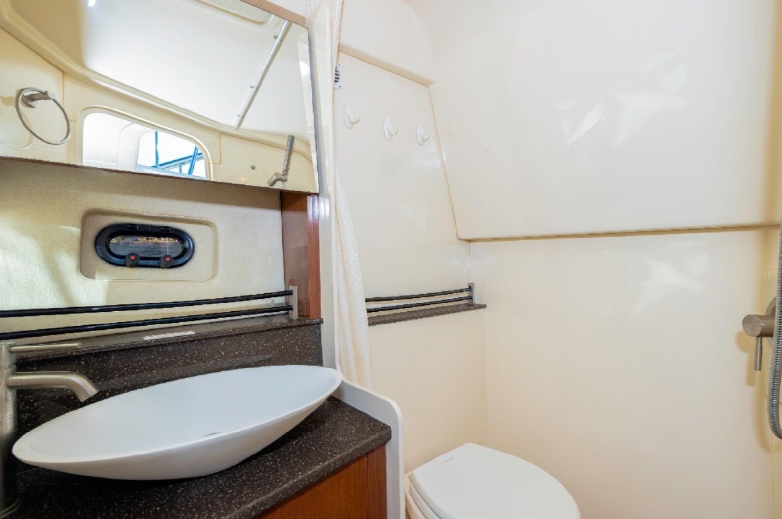 2013 Sea Ray 370 Venture