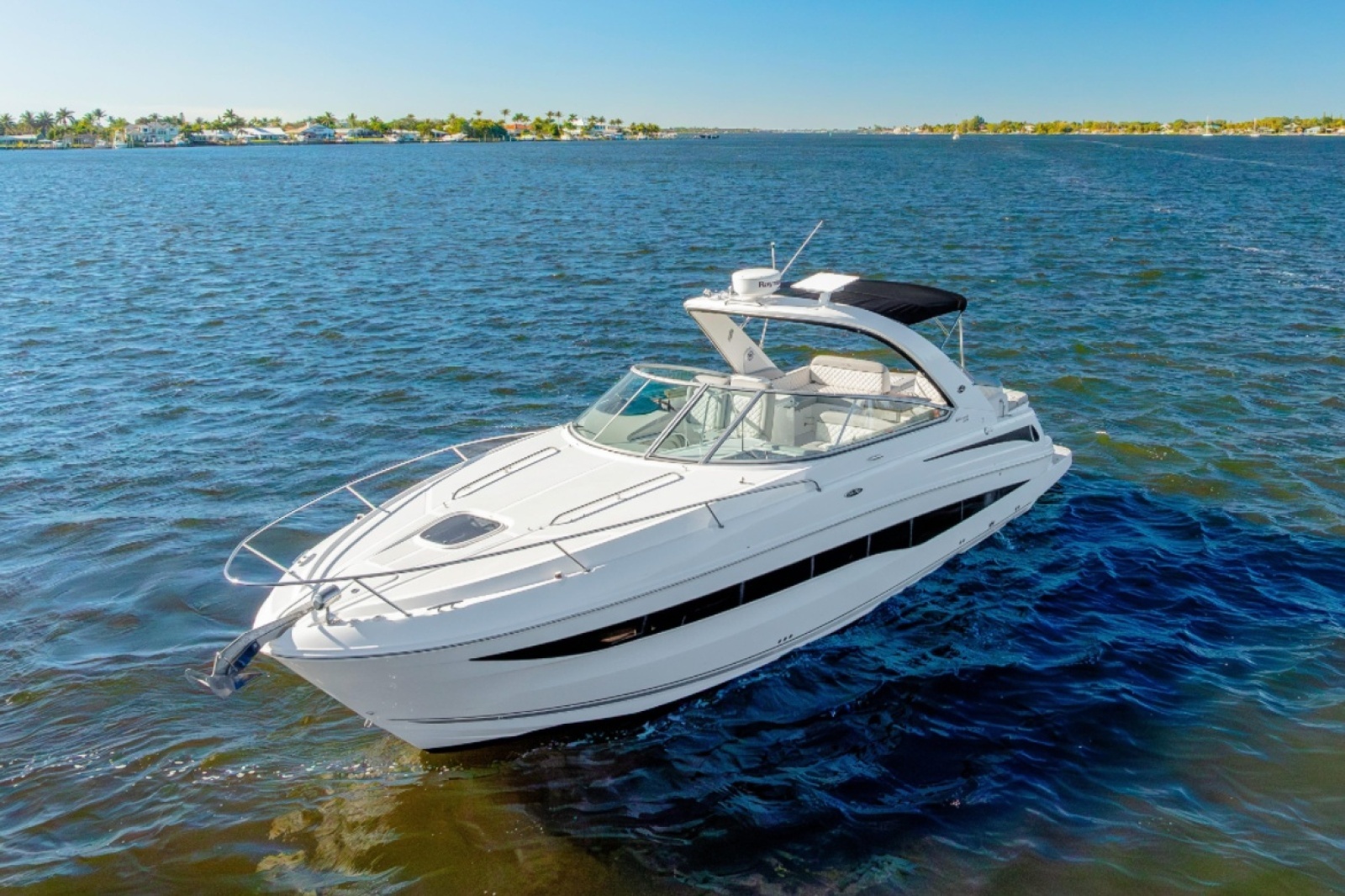 2013 Sea Ray 370 Venture