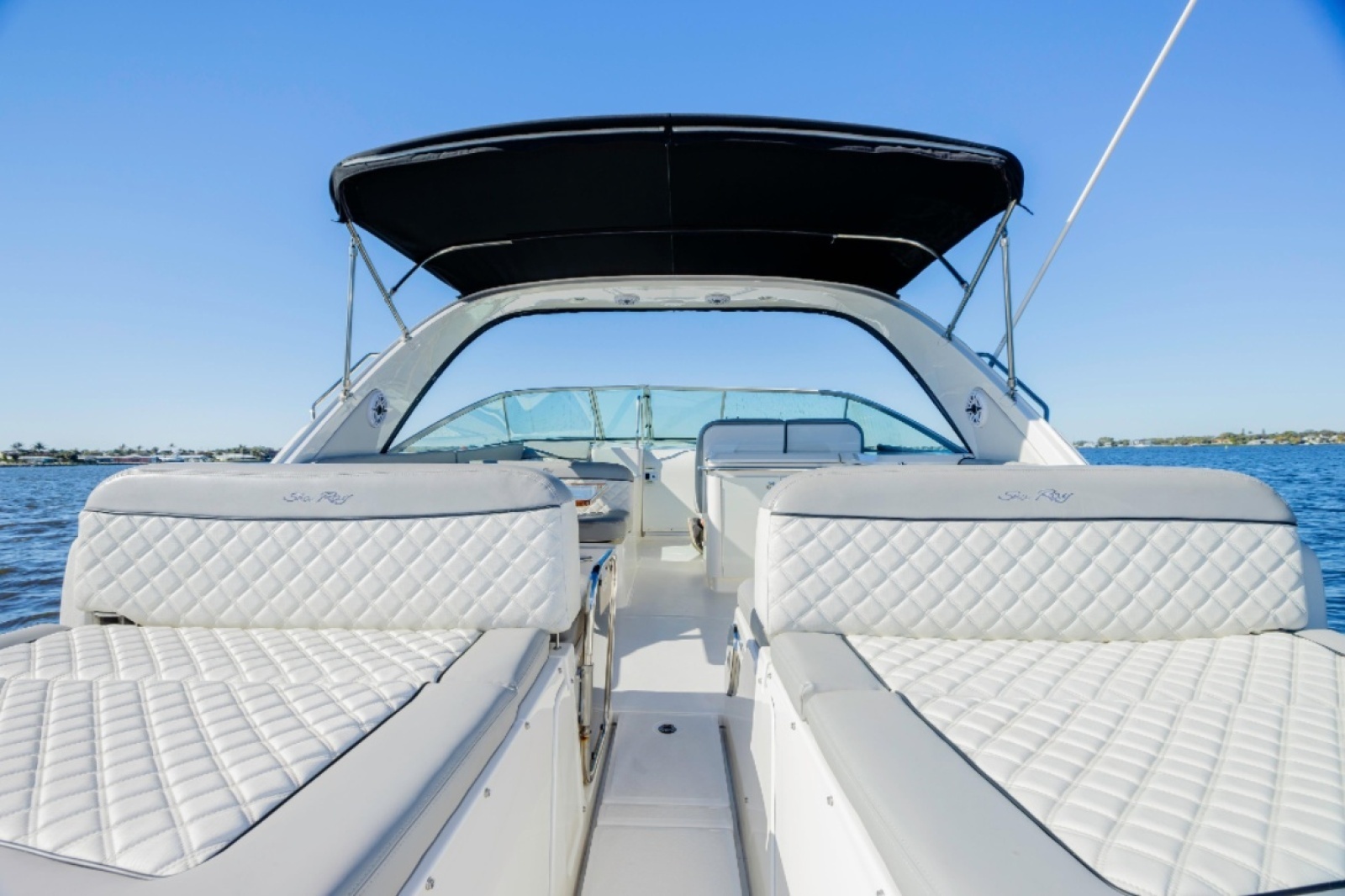 2013 Sea Ray 370 Venture