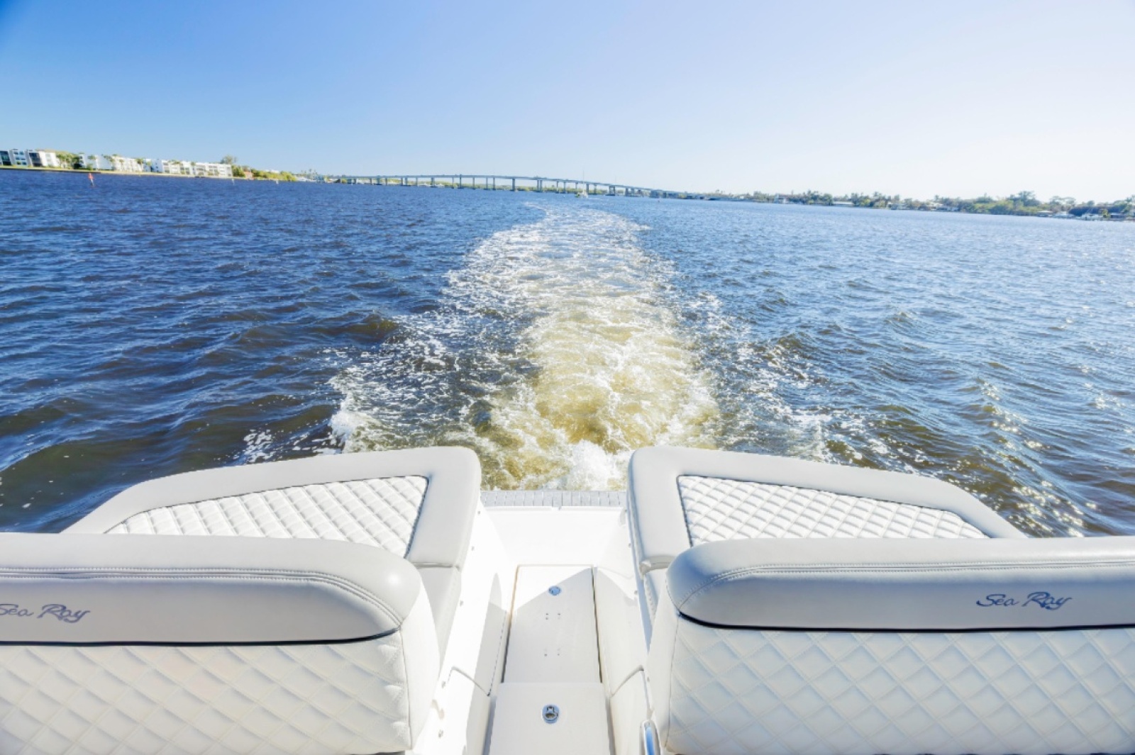 2013 Sea Ray 370 Venture