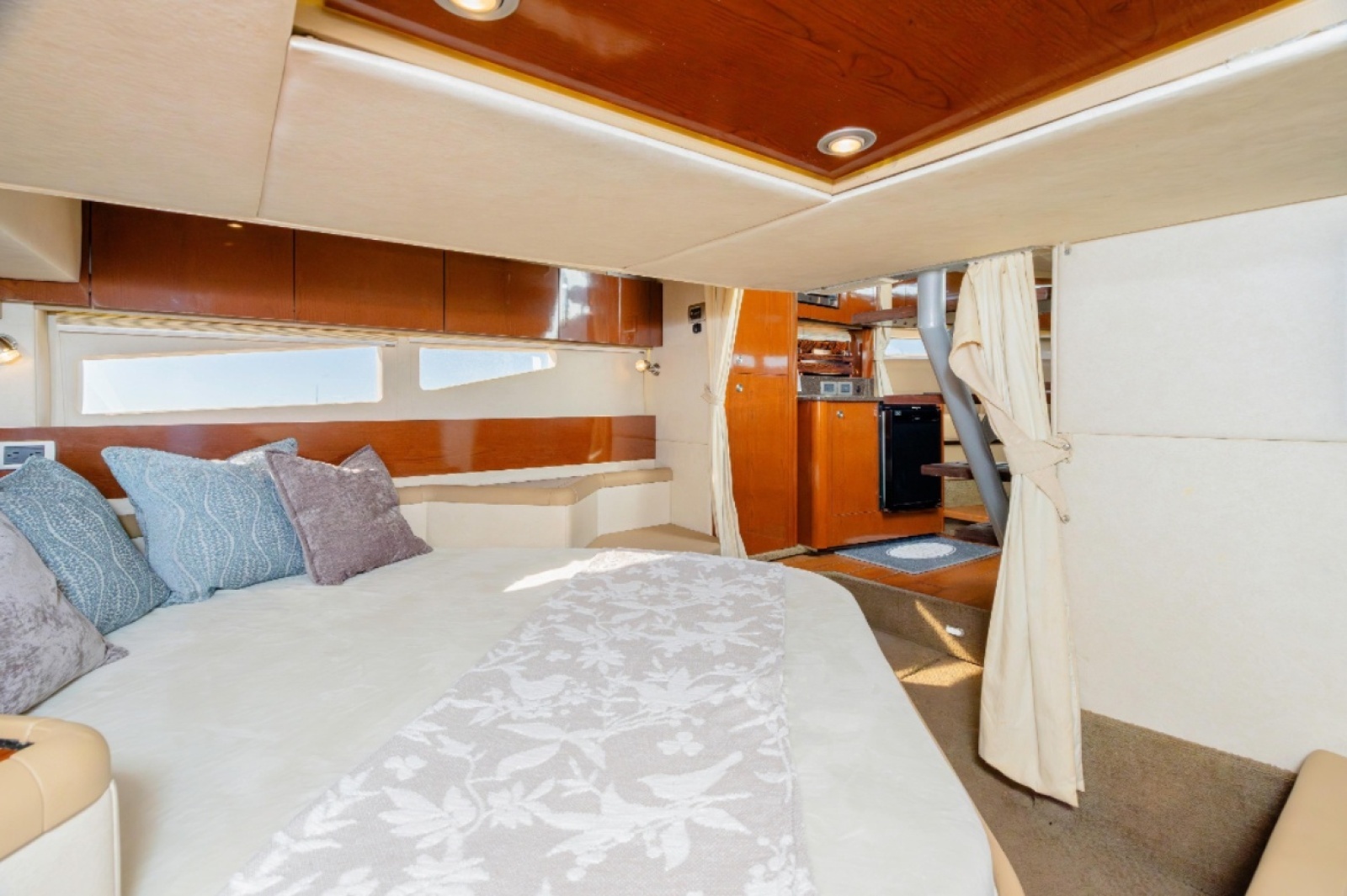 2013 Sea Ray 370 Venture