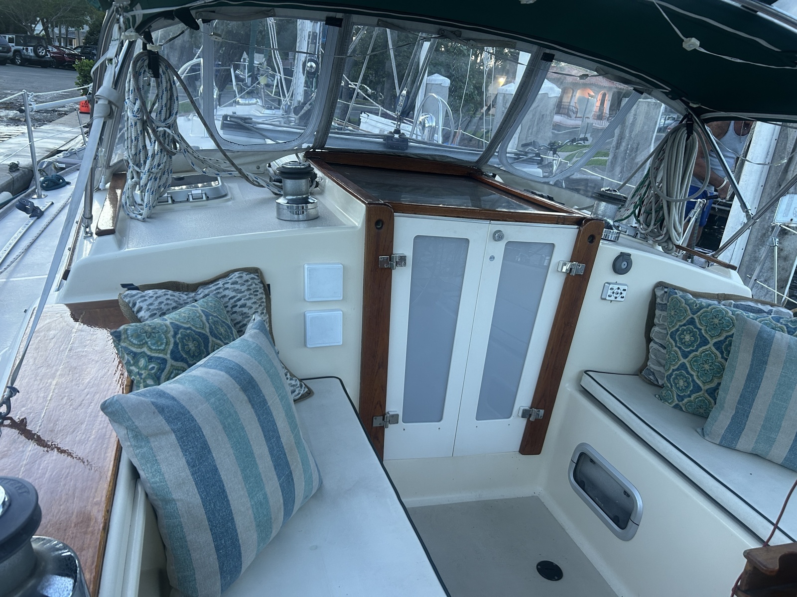 Michael Leslie 40ft Caliber Yacht For Sale