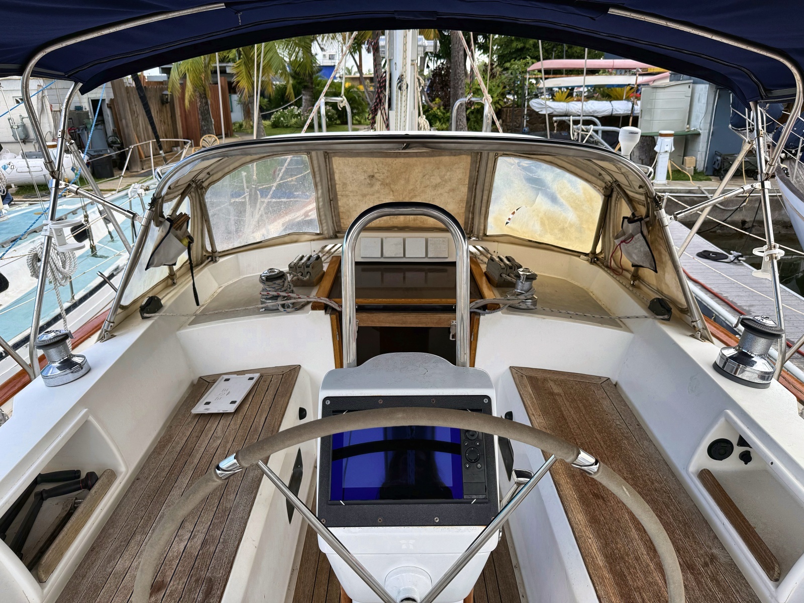 Helm Station 