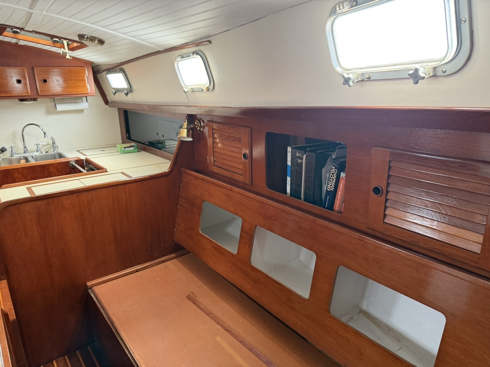 PANACEA 42ft Pearson Yacht For Sale
