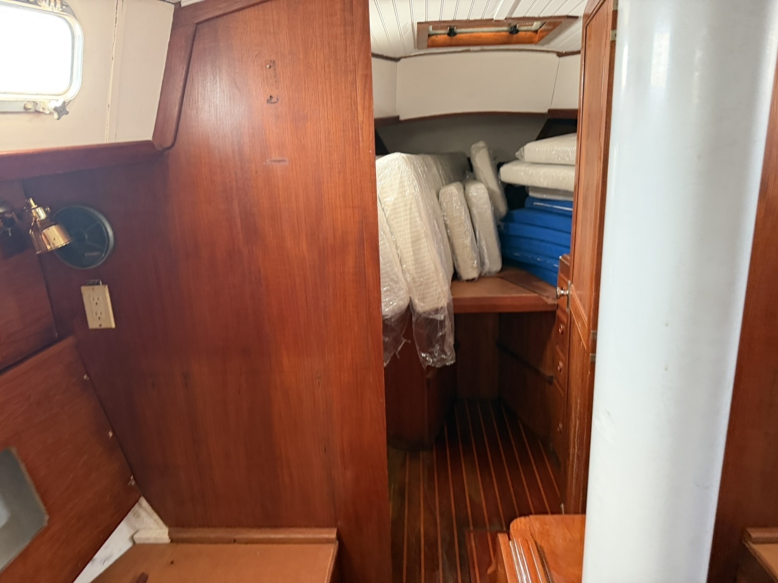 PANACEA 42ft Pearson Yacht For Sale