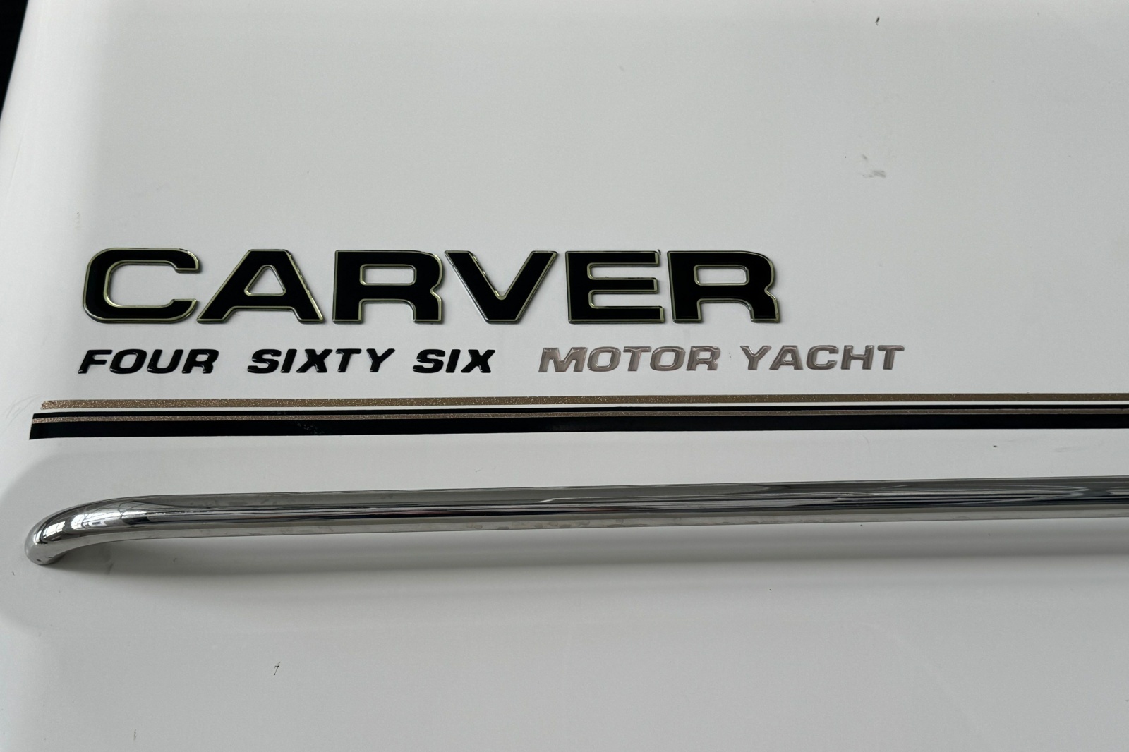 2004 Carver 466 Motor Yacht