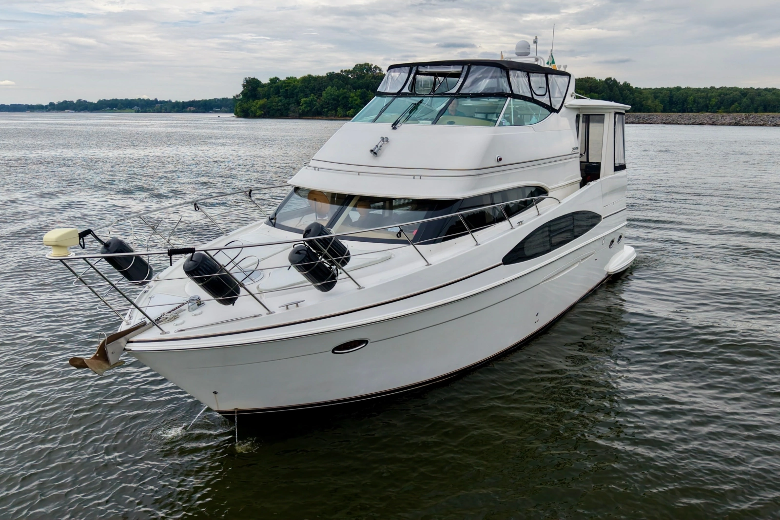 2004 Carver 466 Motor Yacht