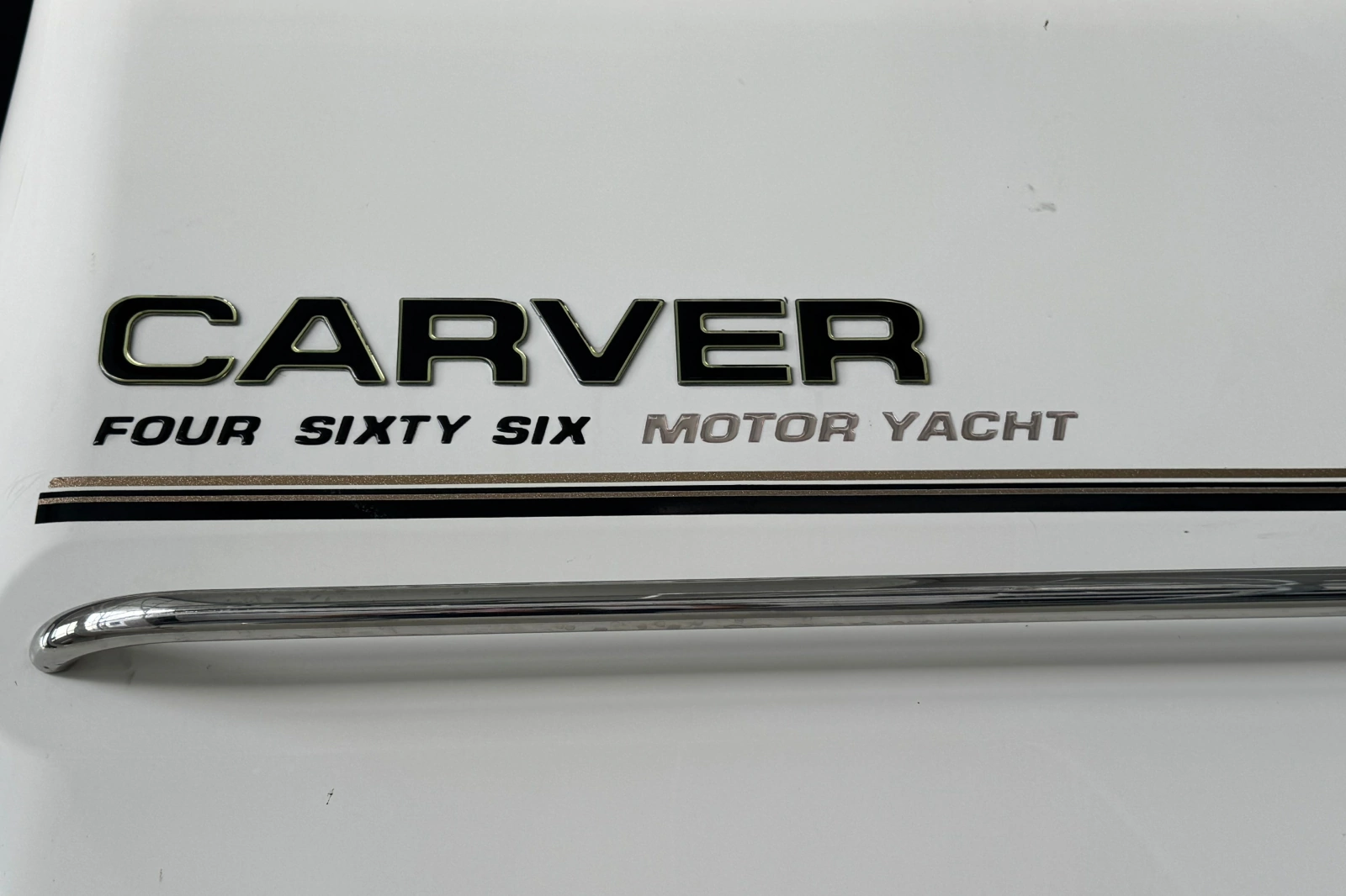 2004 Carver 466 Motor Yacht