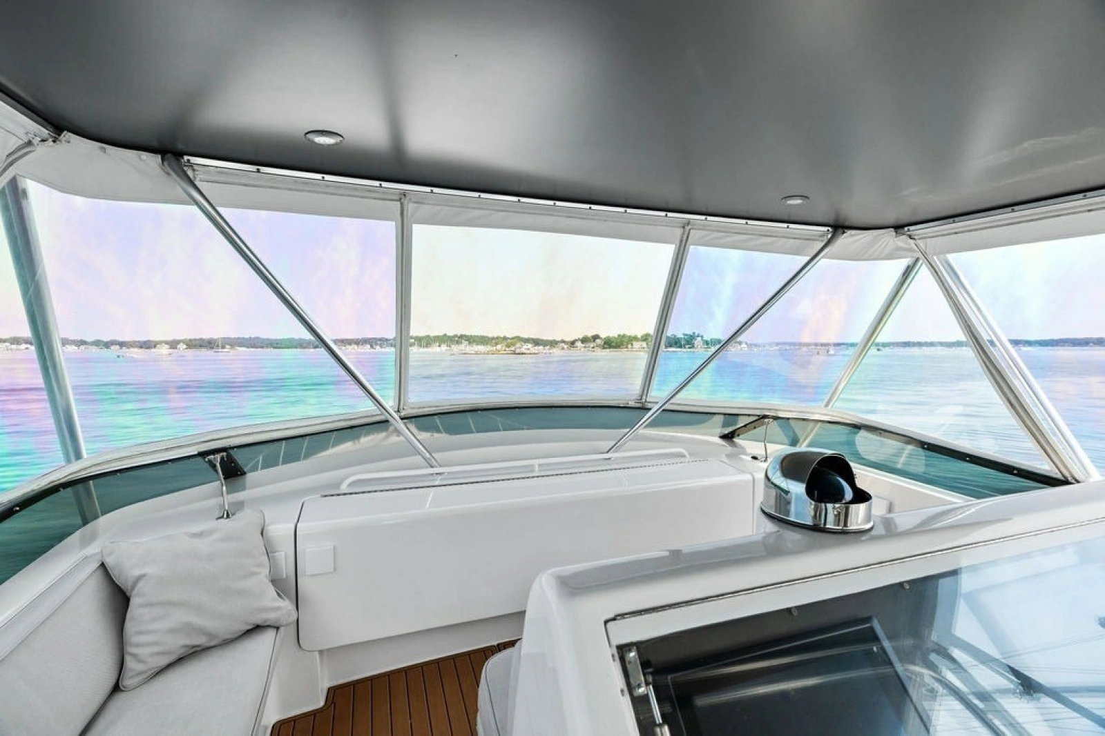 1999 Hatteras 60 Convertible