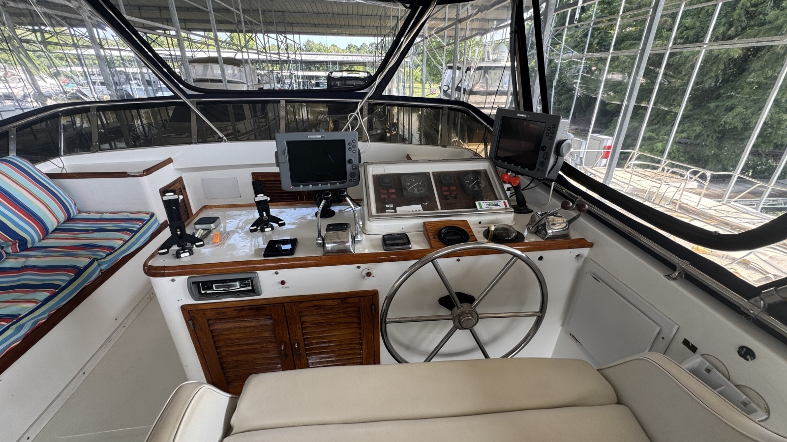 Flybridge Helm Station
