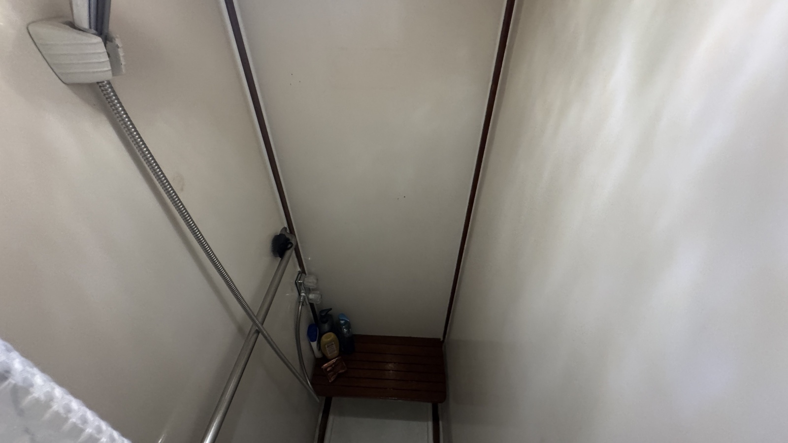 Aft Ensuite Shower
