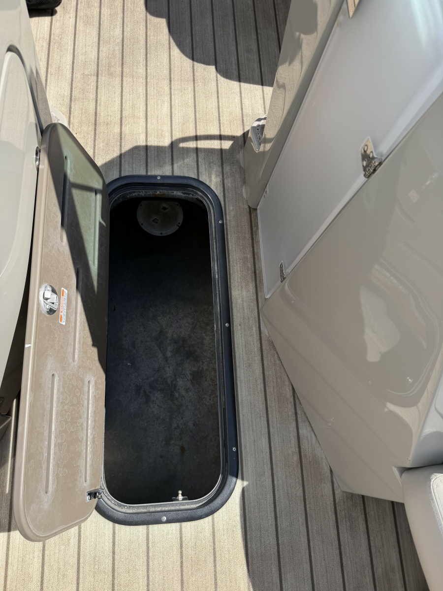 2017 Manitou Legacy 250