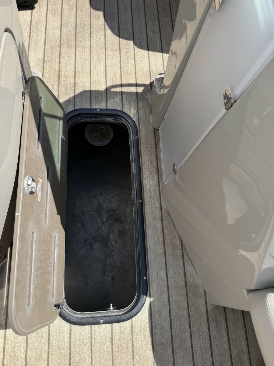 2017 Manitou Legacy 250