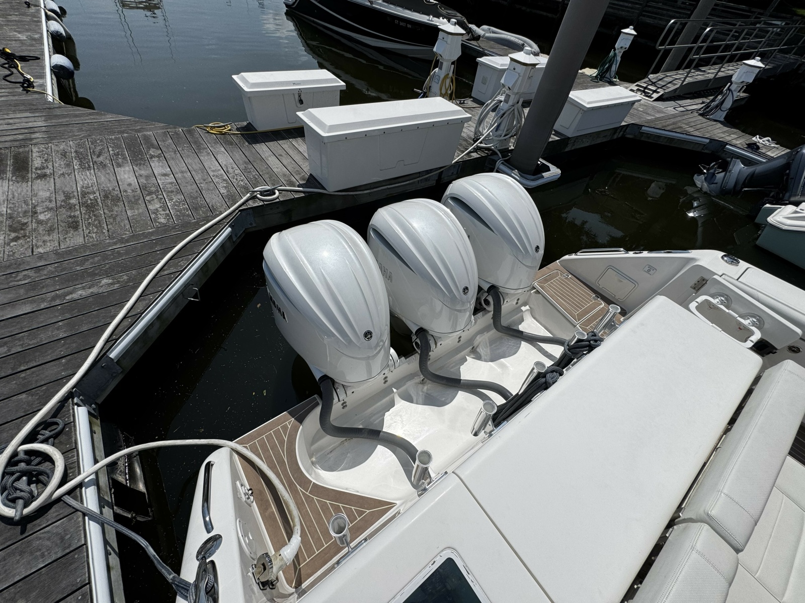 2022 Pursuit OS 385 Offshore