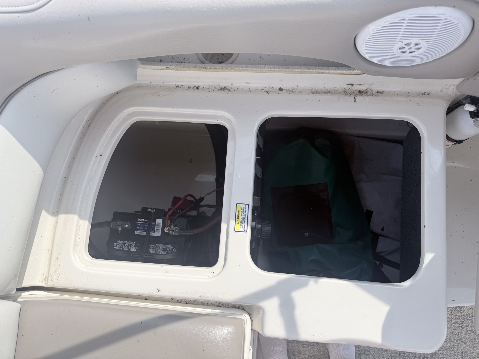 22ft Sea Ray Yacht For Sale