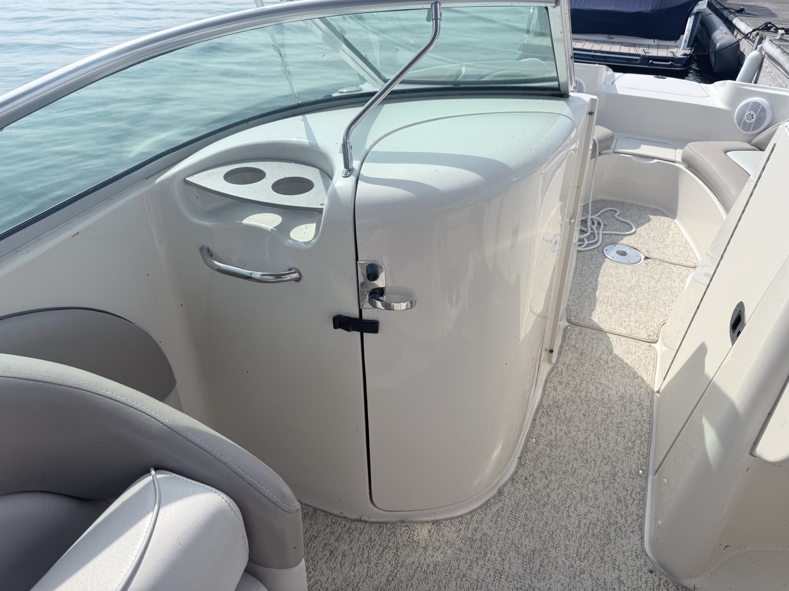 22ft Sea Ray Yacht For Sale