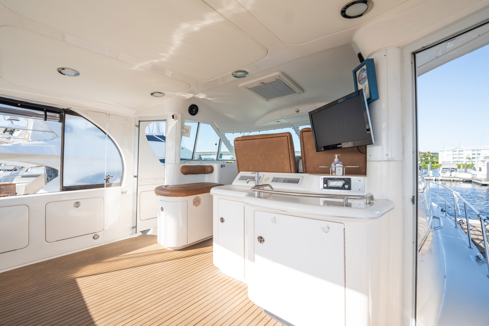 2002 Sea Ray 480 Motor Yacht