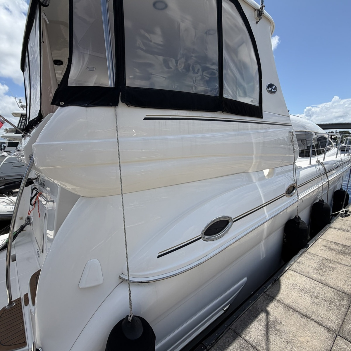 2002 Sea Ray 480 Motor Yacht
