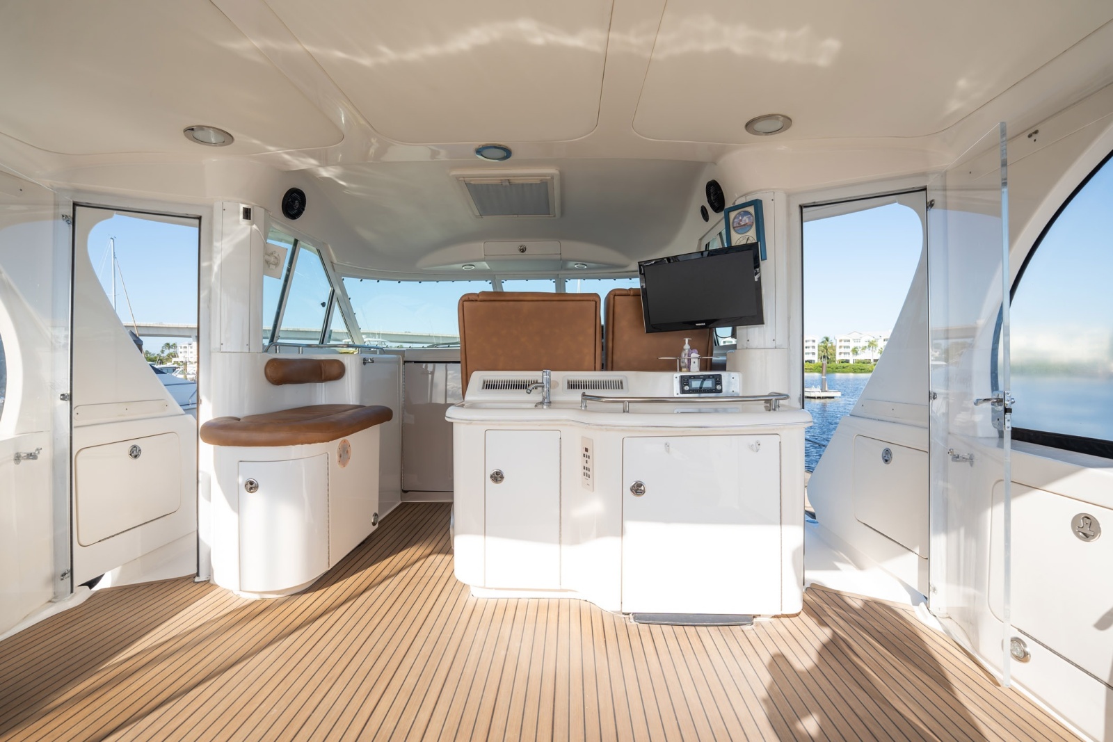2002 Sea Ray 480 Motor Yacht