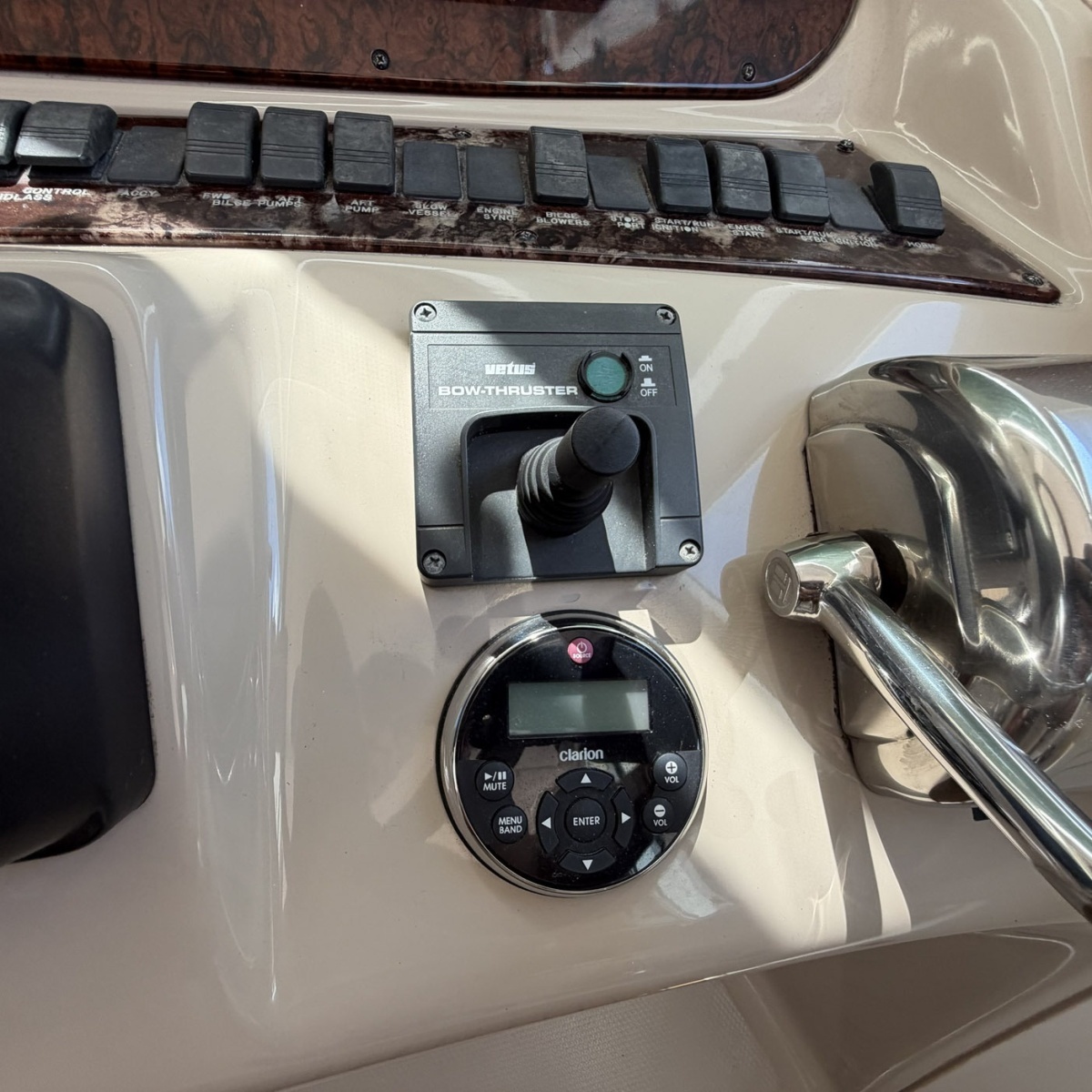 2002 Sea Ray 480 Motor Yacht
