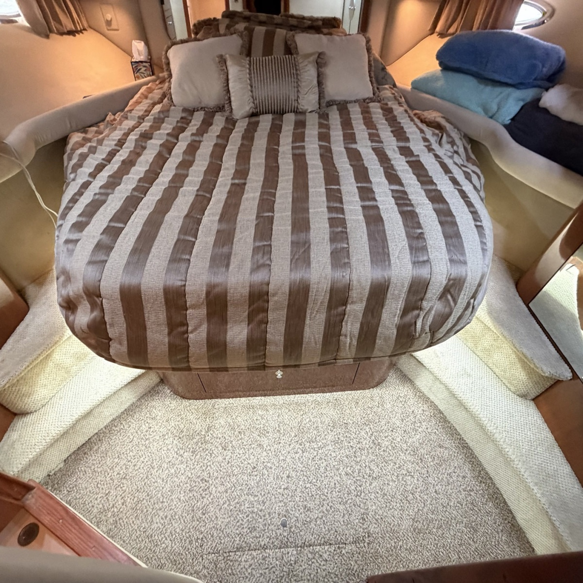 2002 Sea Ray 480 Motor Yacht