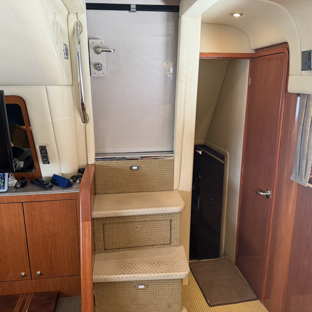 2002 Sea Ray 480 Motor Yacht