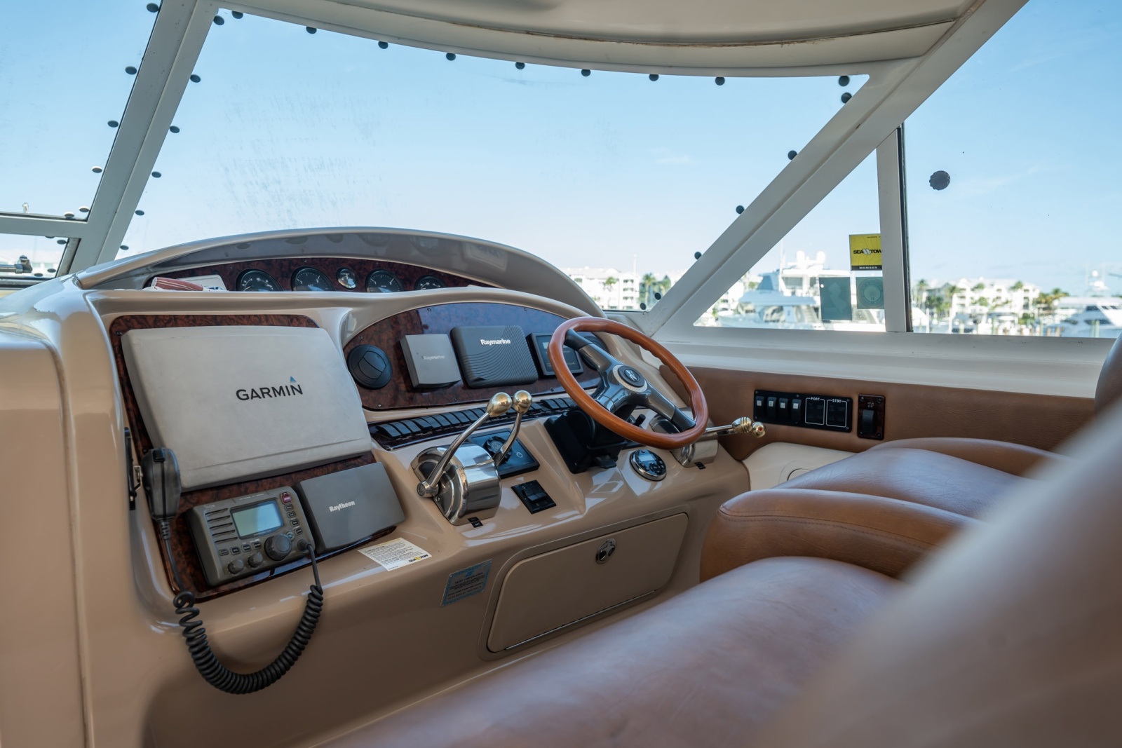 2002 Sea Ray 480 Motor Yacht